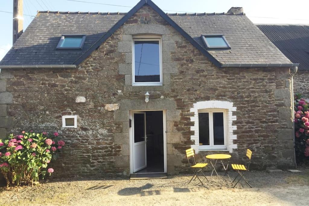 Charmante Maison Proche De Dinan -Dinard - St Malo Pleslin-Trigavou Exterior photo